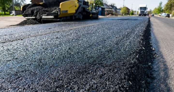 nowe-inwestycje-drogowe-w-gminie-brzostek-dzi--ki--auto-3090